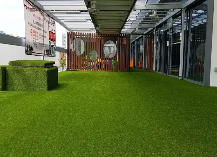 Professional Exhibition grass Installation & Final Inspection